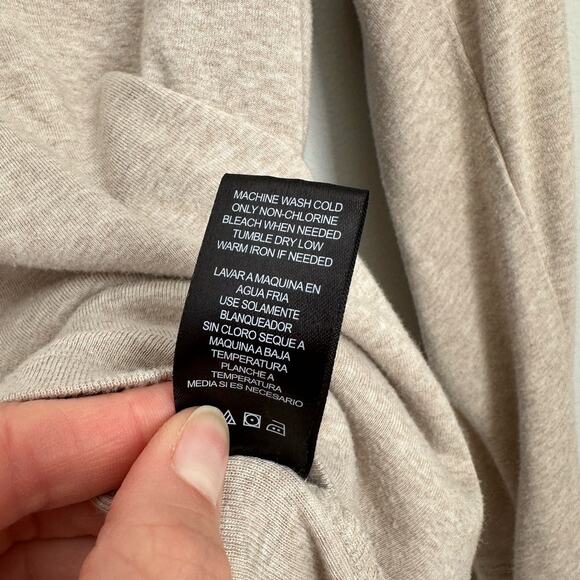 Vintage BCBG Paris Beige Long Sleeve Cotton Blend Henley Top Women's XL - Picture 6 of 6